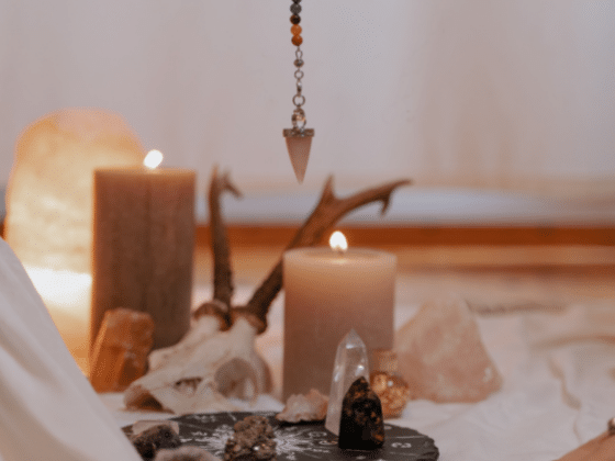 Poser une question personnelle au pendule divinatoire